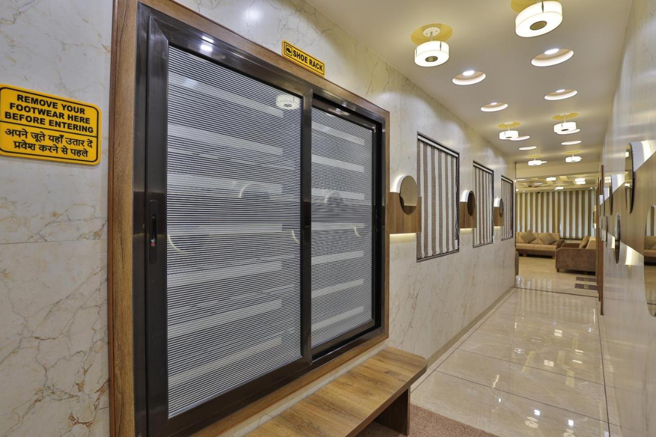 Rest Inn Dormitory Vadodara Kültér fotó