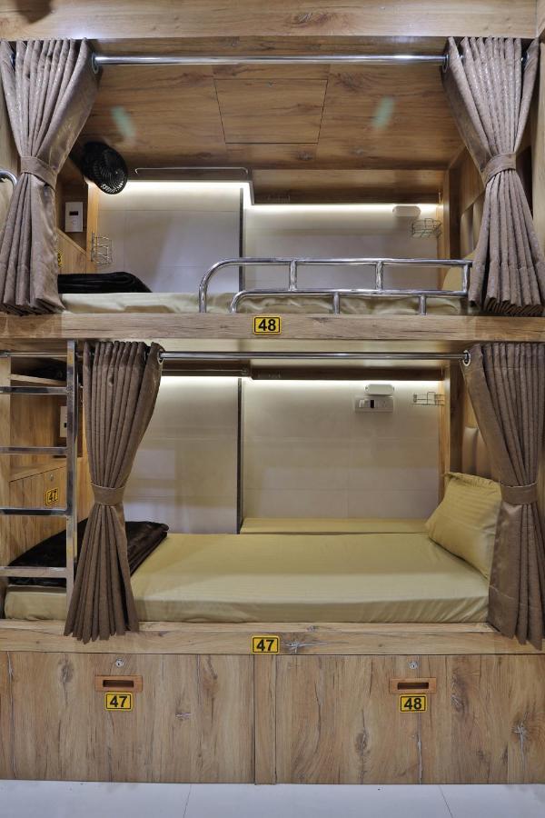Rest Inn Dormitory Vadodara Kültér fotó